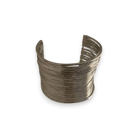 SILVER LAYERED WIRE CUFF